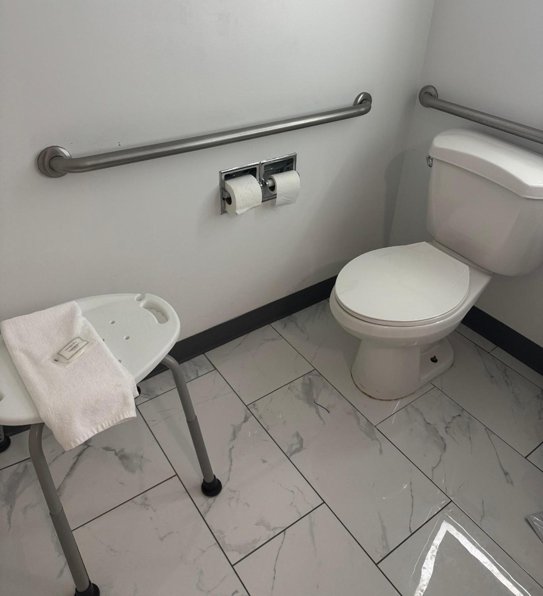 Country Inn & Suites By Radisson Bloomington-Normal West, Il 외부 사진