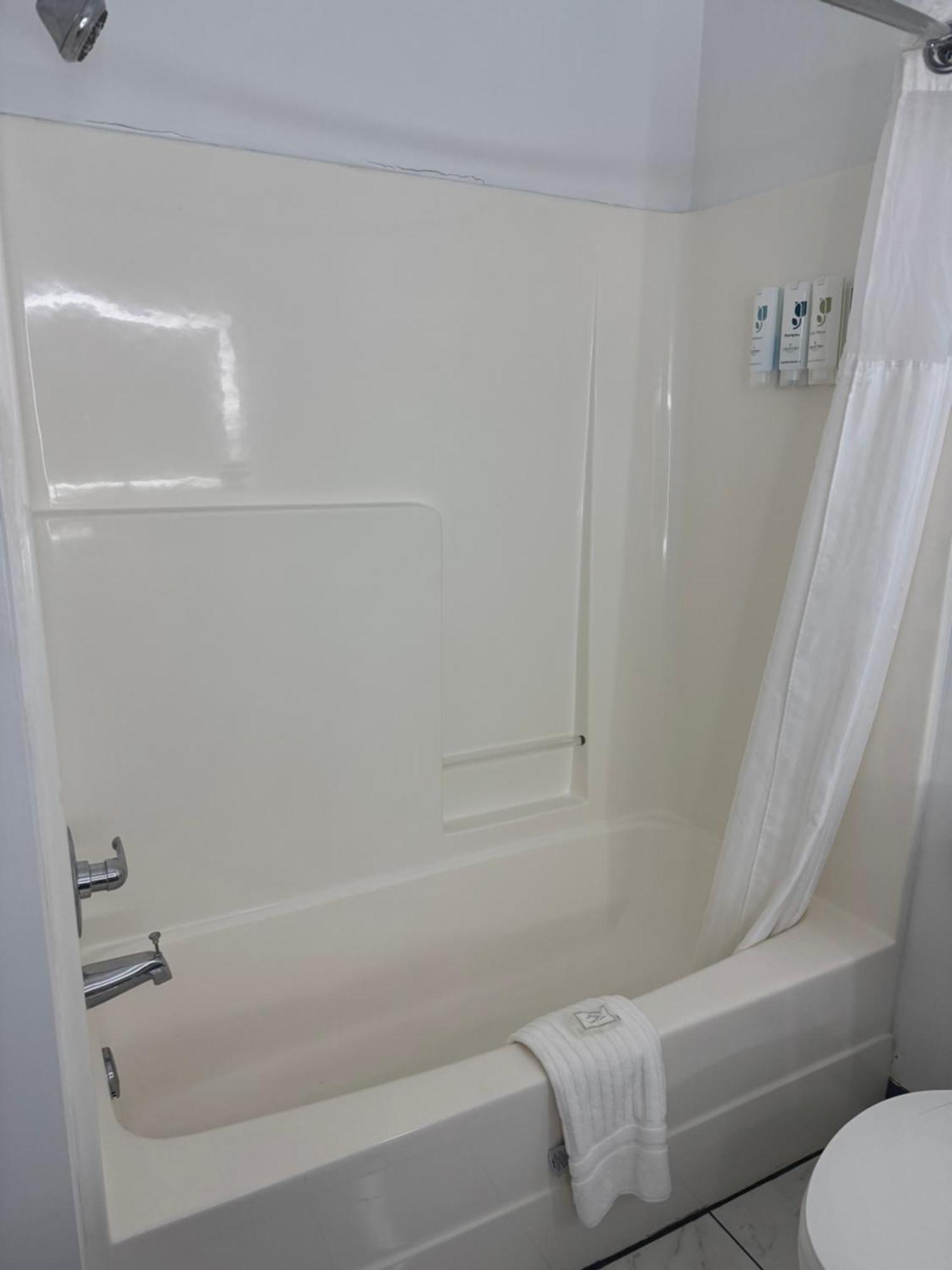 Country Inn & Suites By Radisson Bloomington-Normal West, Il 외부 사진
